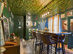 Photo 16- click for photo gallery